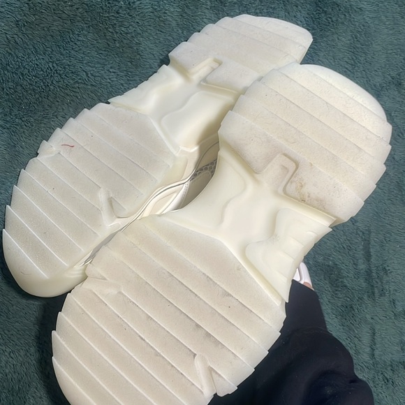 Steve Madden Chunky Neon and White sneakers - Picture 3 of 4